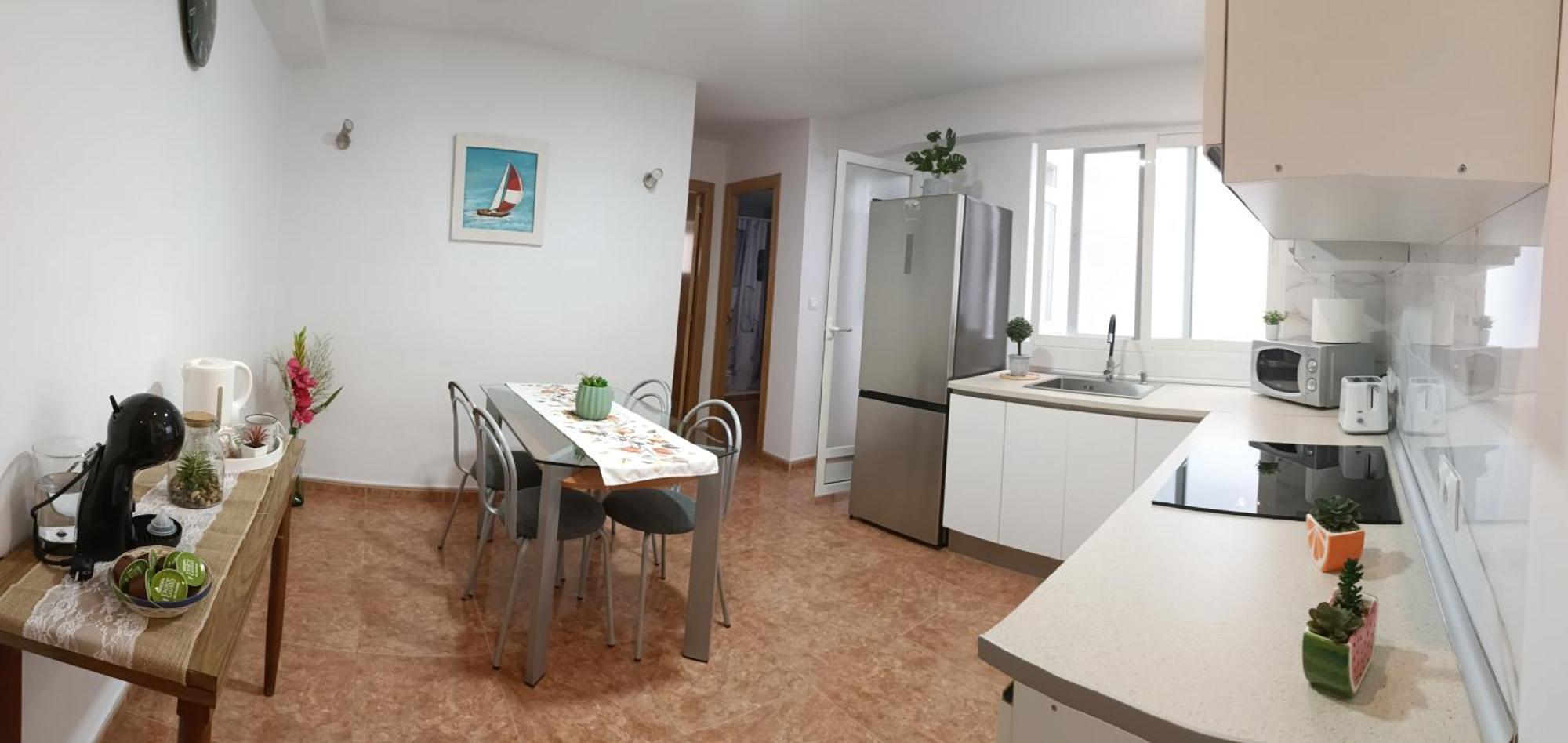 Daoiz, Vivienda Vacacional Para Familias Y Mayores De 25 Anos En El Grao De Gandia 3Ro Sin Ascensor Playa de Gandia Exterior foto